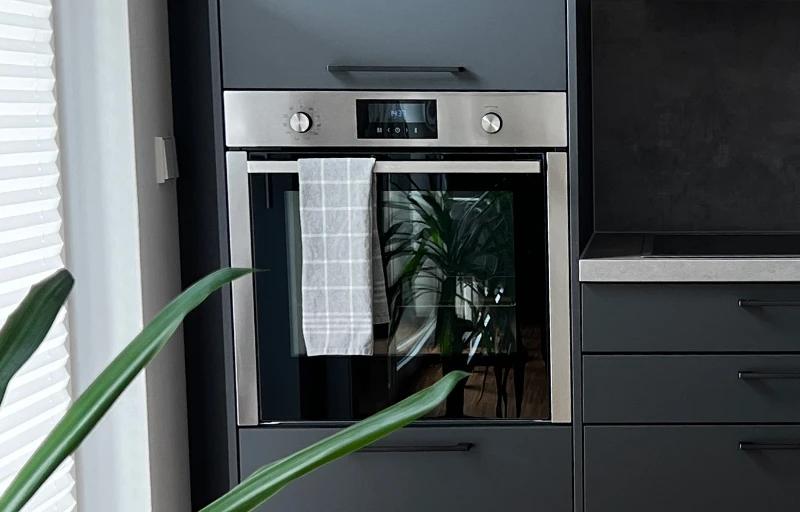 Ergonomisch platzierter Ofen von Küchen Rosenowski