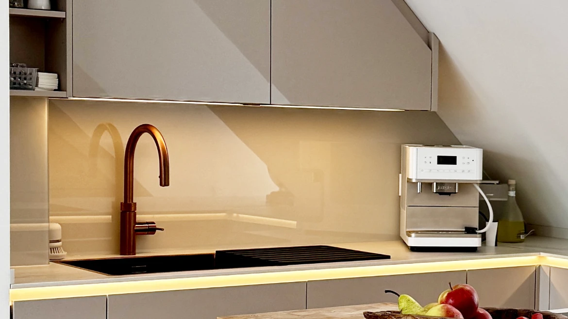 Detail: Quooker Cube Bronze